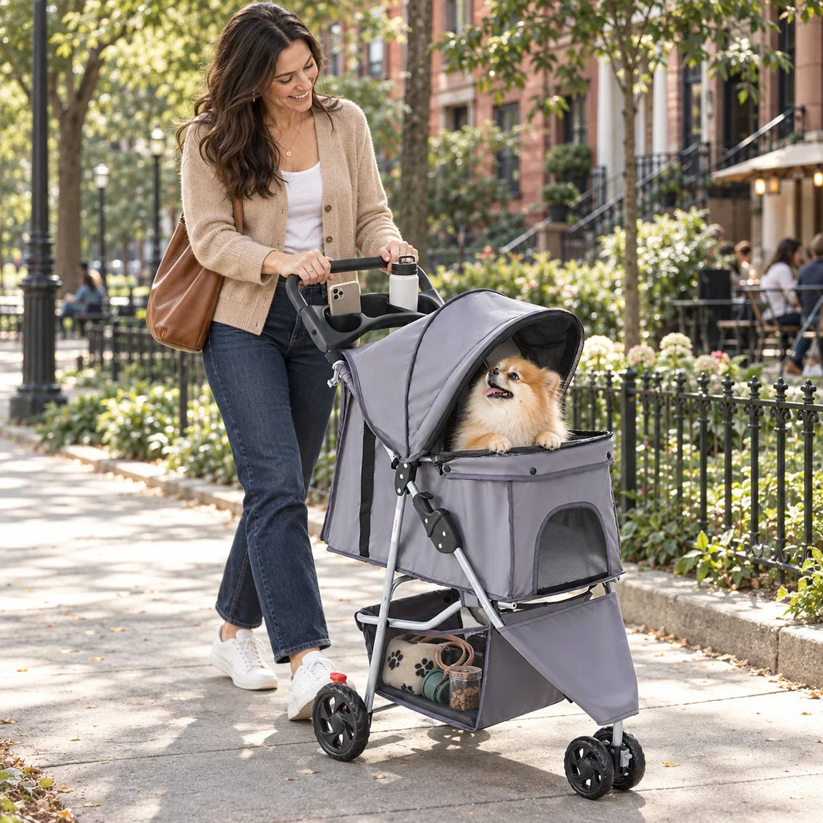 DOGCRUISER City 3-Wheel Pet Stroller — hero emotion — vue 01/07 #Color_GRAY